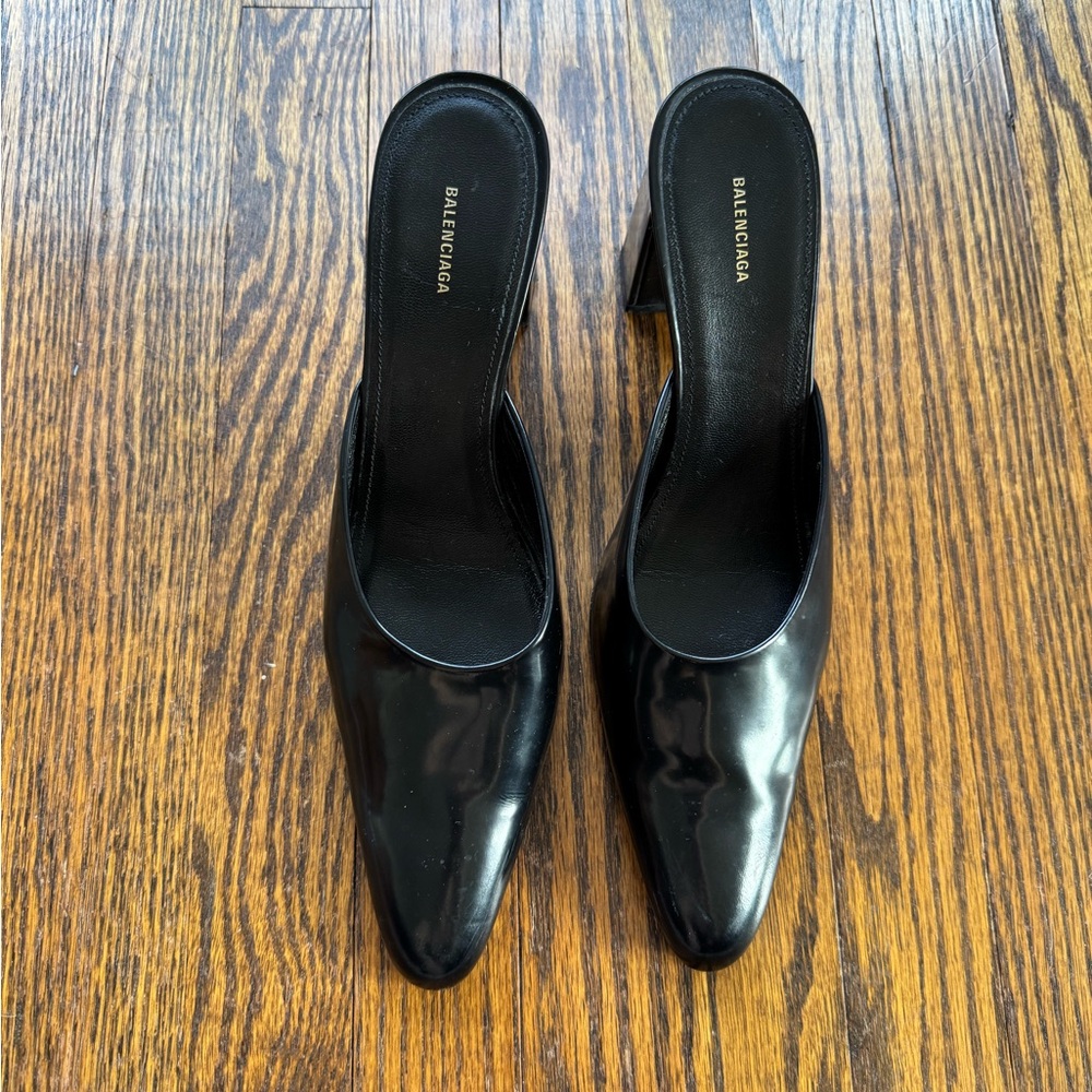 Balenciaga Women's Black Mules